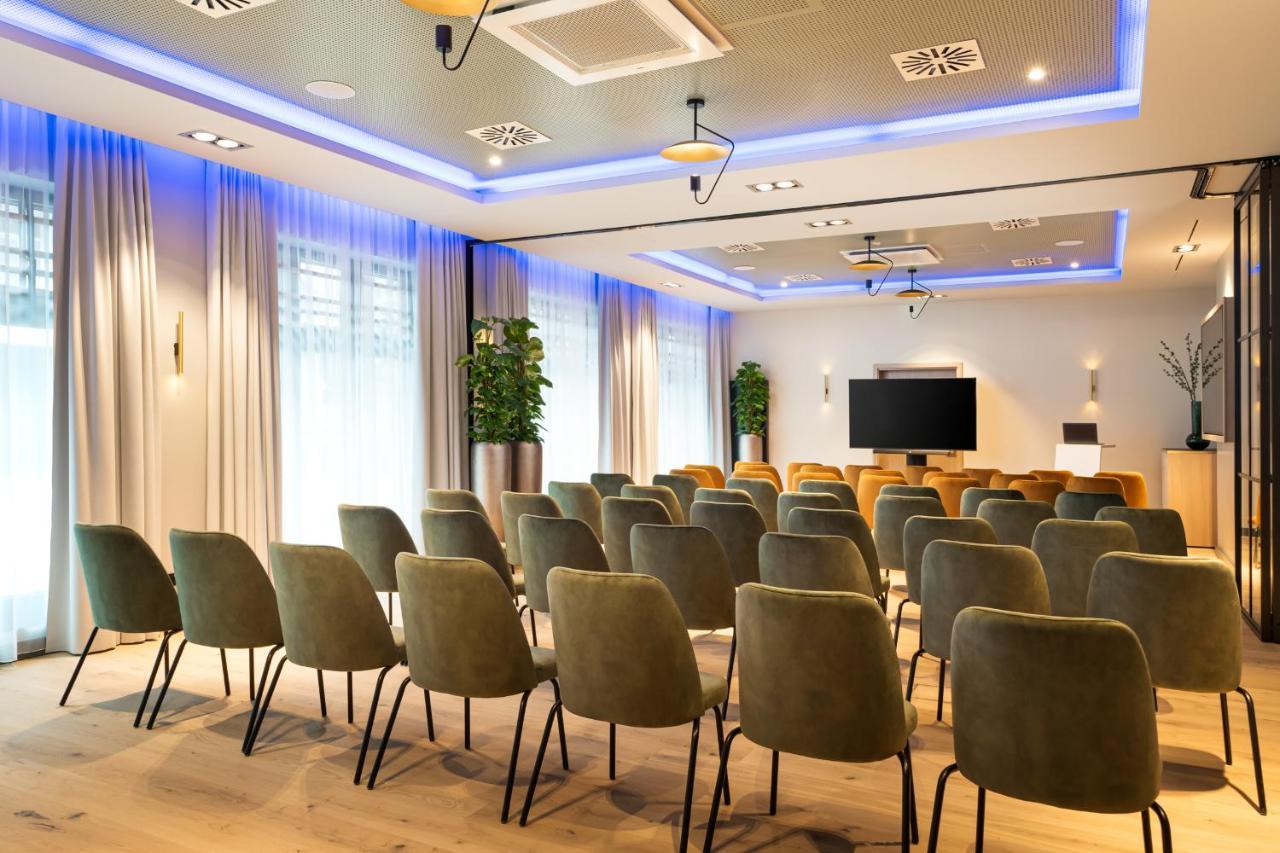 Leonardo Hotel Hamburg Altona Экстерьер фото